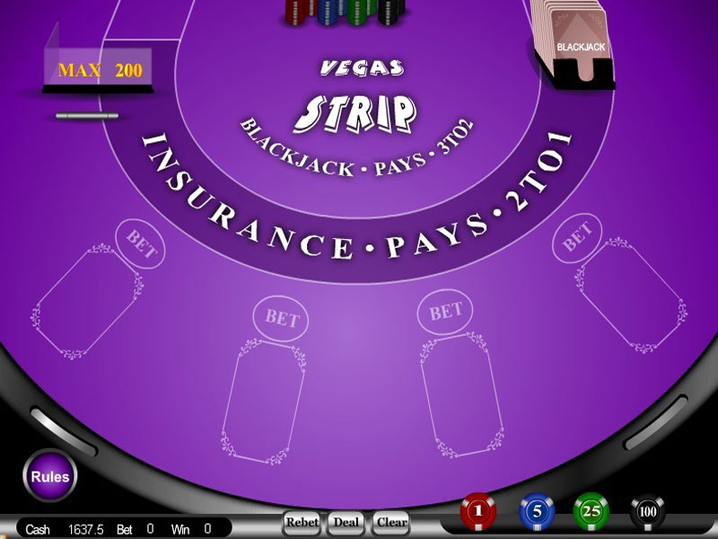 The free Vegas Strip Blackjack has a purple interface.
